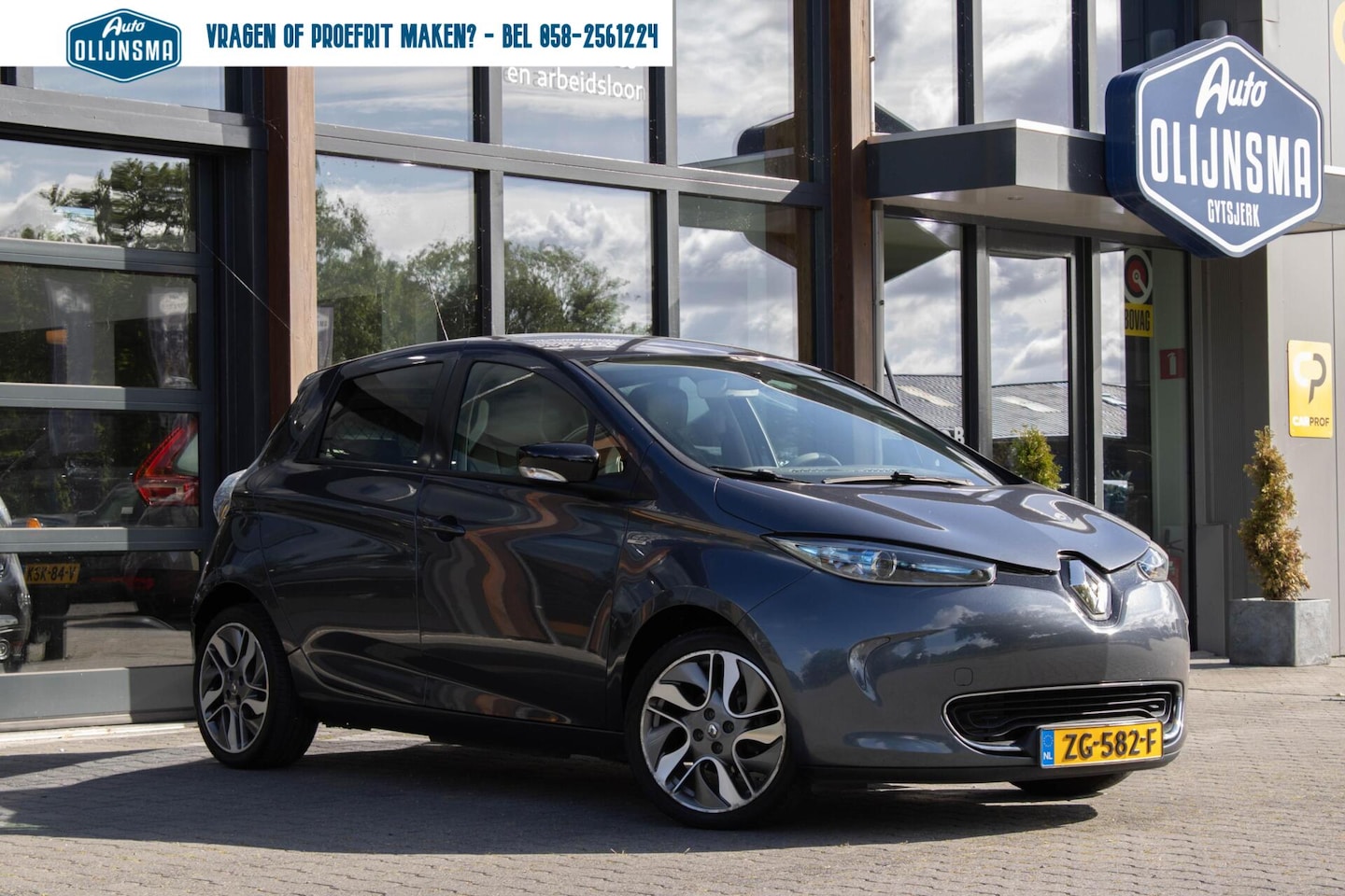 Renault Zoe - R90 Bose 41 kWh|Koopaccu|Stoelverwarming|Camera| - AutoWereld.nl