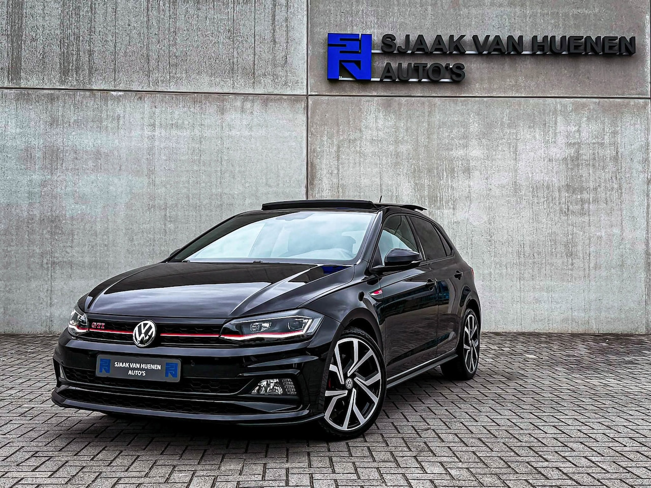 Volkswagen Polo - 2.0TSI GTI DSG 200pk 1é Eig|Origineel NL|Panorama dak|LED|Virtual|ACC|GTI Sportstoelen|Key - AutoWereld.nl
