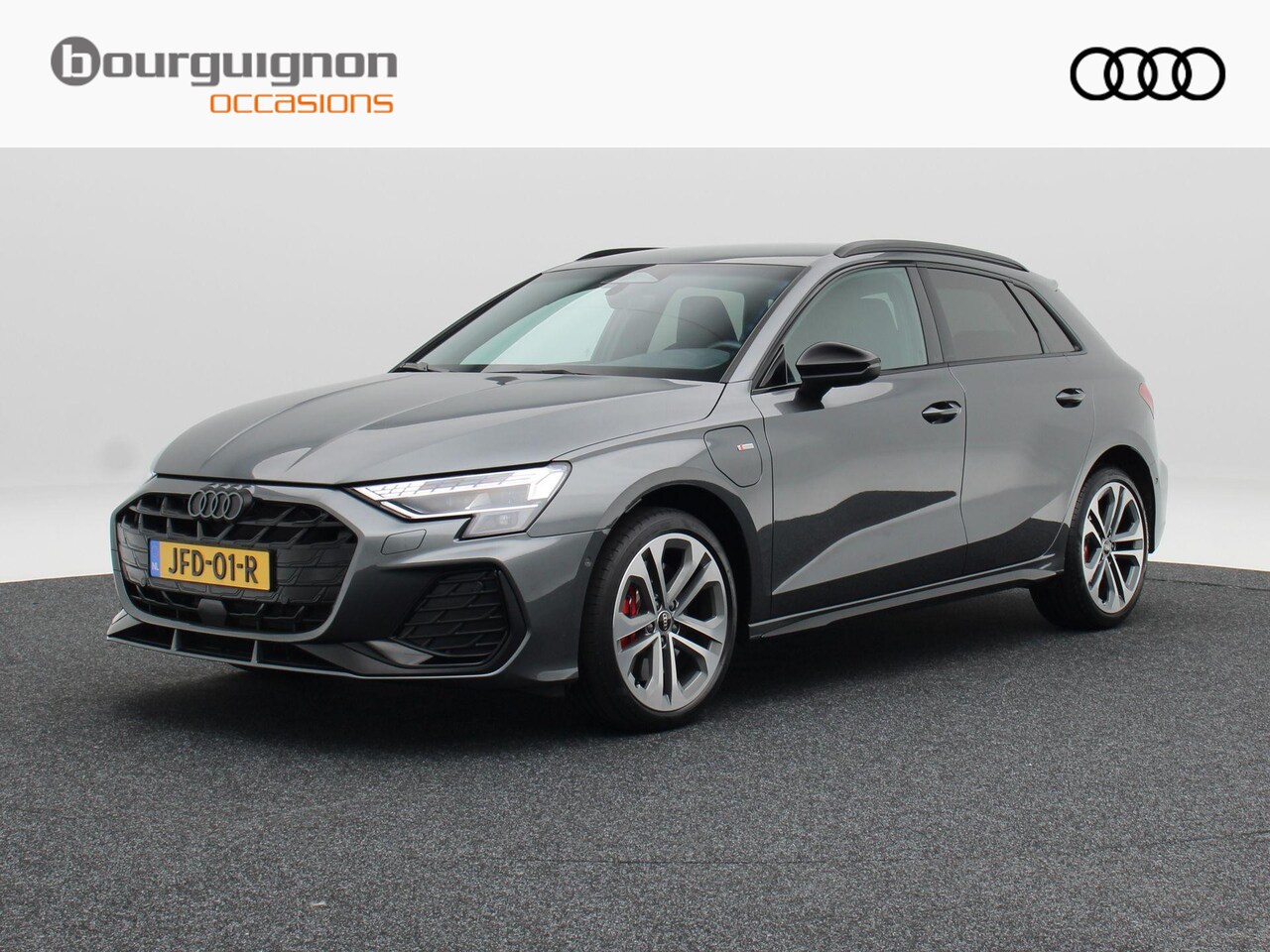 Audi A3 Sportback - 45 TFSi e 272 Pk S-line Competition | Stoelverwarming | Trekhaak | Adaptive Cruise | Camer - AutoWereld.nl