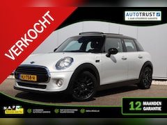 MINI 5-Deurs - 1.5 Cooper Salt Business 136PK Panoramadak LMV Half Leder Sportstoelen Navigatie Bluetooth