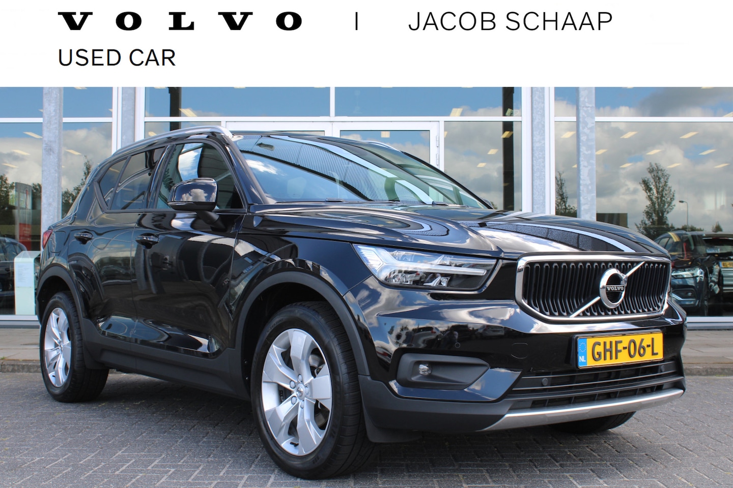 Volvo XC40 - T2 130pk Business Pro | Verw. Voorstoelen & Stuurwiel | Camera + PDC | DAB | BLIS | Keyles - AutoWereld.nl