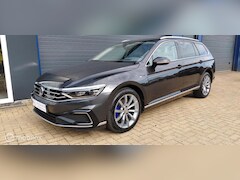Volkswagen Passat Variant - 1.4 TSI PHEV GTE , Leer, Trekhaak, Led
