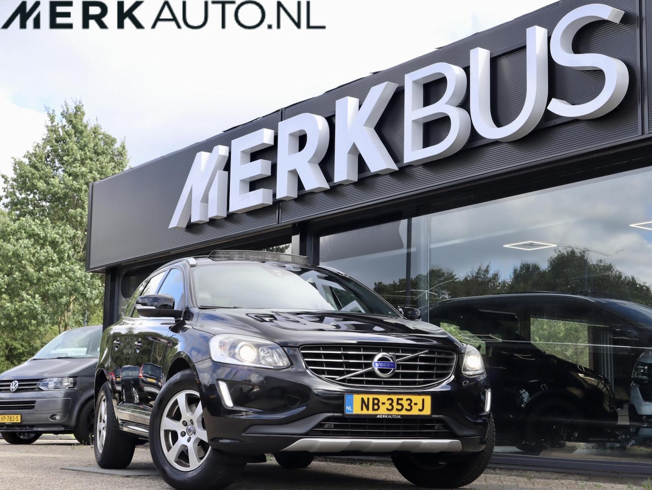 Volvo XC60 - 2.0 T5 FWD Polar 2.0 T5 FWD Polar+, Panodak,Trekhaak,Dealer onderhouden - AutoWereld.nl