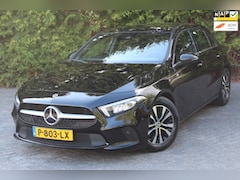 Mercedes-Benz A-klasse - 180 d Luxury Line 136PK | Parkeercamera | Navigatie | Apple/Android Carplay | Stoelverwarm