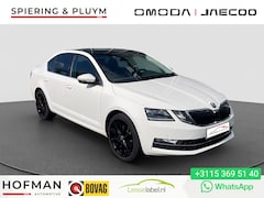 Skoda Octavia - 1.0 TSI Greentech Style Business Pano | Stoel verw. | Clima | Pkr sensoren |
