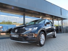 Volkswagen T-Roc - 1.5 TSI DSG Ecc Acc Led 2x Pdc Panorama Dak 2020