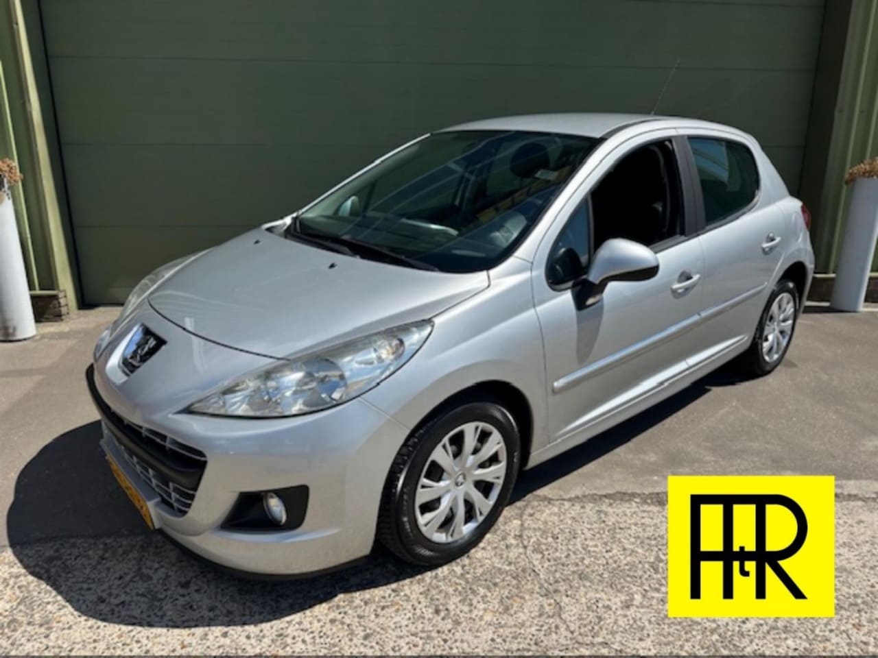Peugeot 207 - 1.4 VTi Active 1.4 VTi Active - AutoWereld.nl