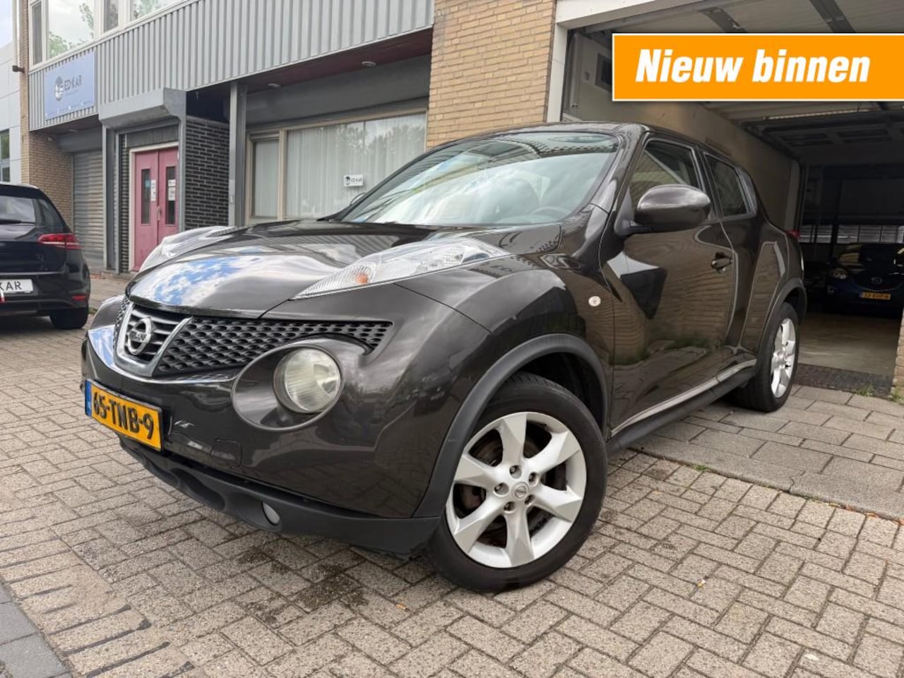 Nissan Juke - 1.6 Acenta clima 2DE EIG 17 inch NETTE AUTO RIJDT GOED NAP APK 4-2027 - AutoWereld.nl