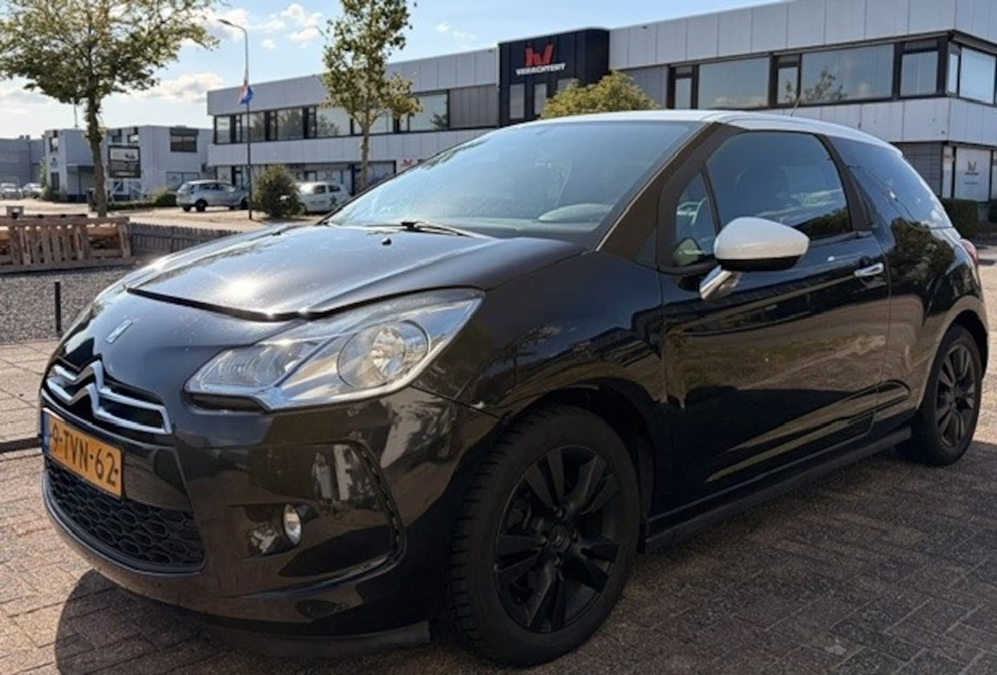 Citroën DS3 - 1.6 So Chic 1.6 So Chic - AutoWereld.nl