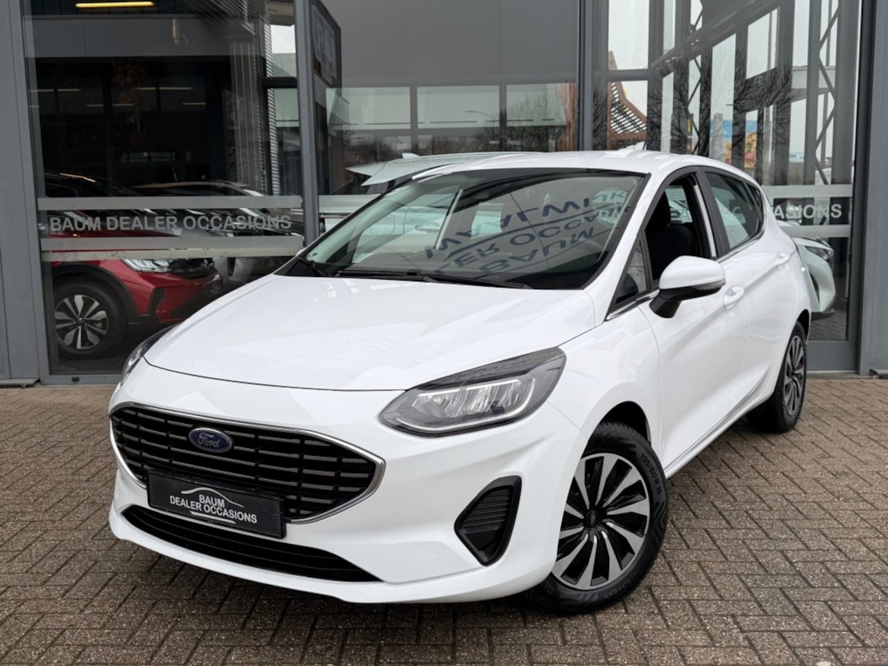 Ford Fiesta - 1.0 ECOB.HY. TITANIUM 125 PK NAVI AIRCO PDC - AutoWereld.nl
