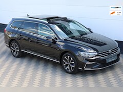 Volkswagen Passat Variant - 1.4 TSI PHEV GTE Pano Trekhaak BTW