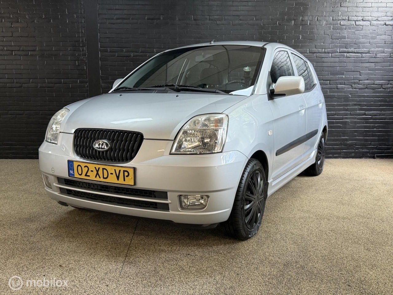 Kia Picanto - 1.0 LXE AIRCO 5 DEURS NAP TREKHAAK - AutoWereld.nl