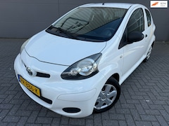Toyota Aygo - 1.0-12V Cool*APK*NAP*RIJD SCHAKEL GOED