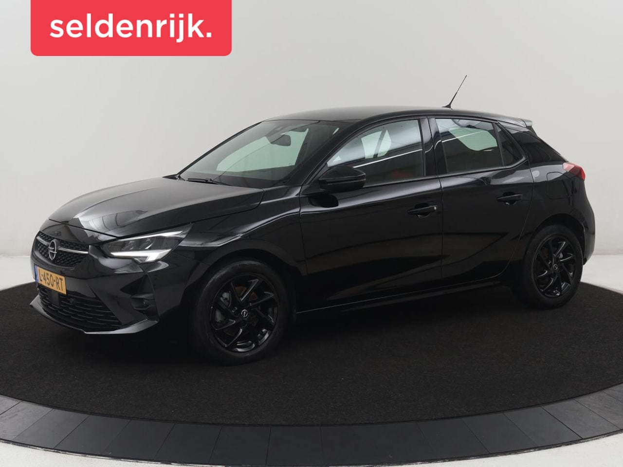 Opel Corsa - 1.2 GS Line | Half leder | Cruise control | Carplay | Camera | Park assist | Virtueel dash - AutoWereld.nl