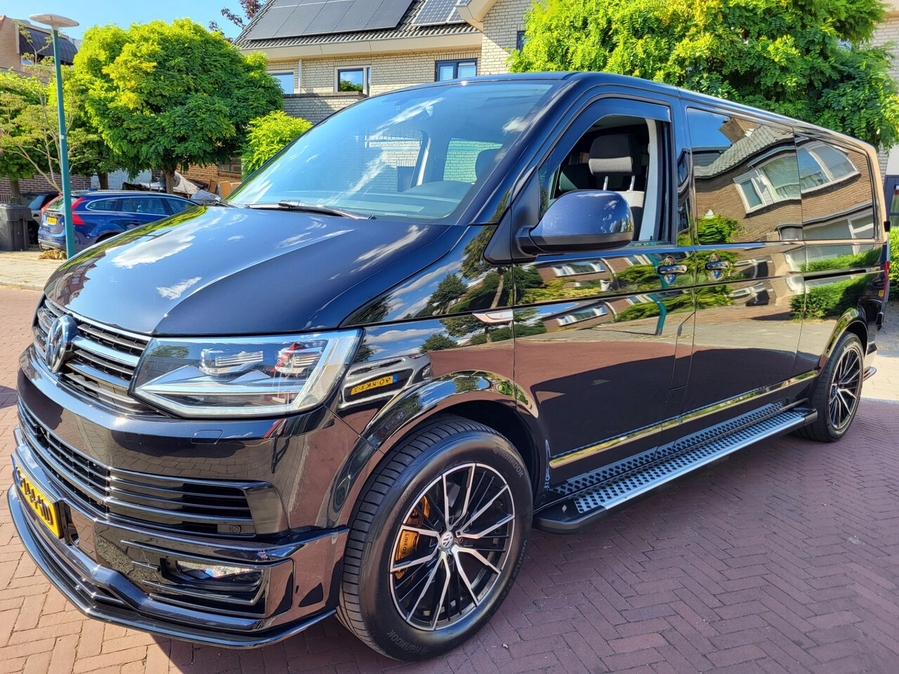 Volkswagen Transporter - 2.0 TDI L2H1 DC Highline 2.0 TDI L2H1 DC Highline - AutoWereld.nl