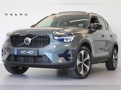 Volvo XC40 - B4 197PK Plus Dark | 360° | Panoramadak | Getint Glas | HK Audio