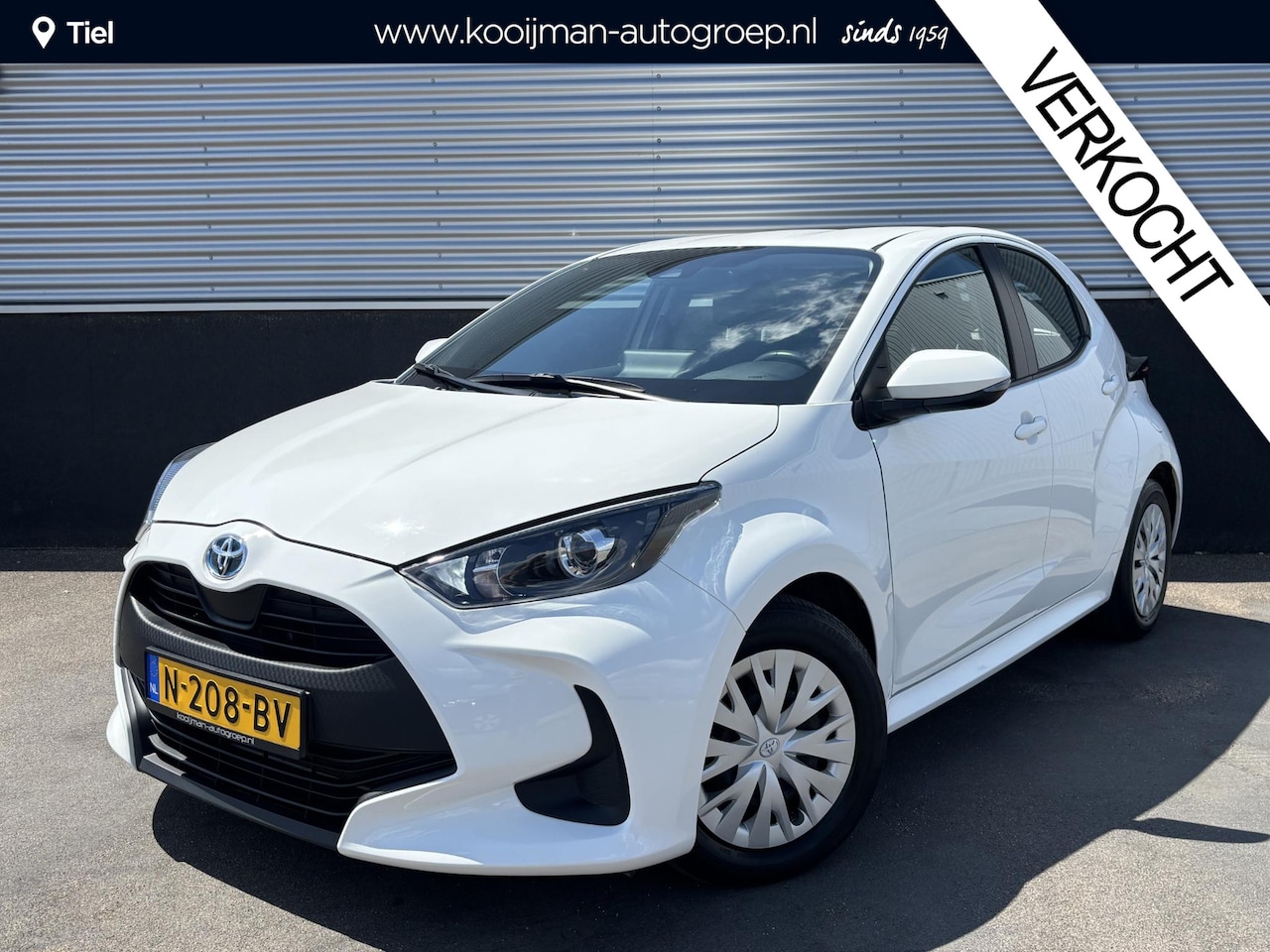 Toyota Yaris - 1.5 Hybrid Active NL-auto! Navigatie, Adaptieve cruise control, Achteruitrijcamera, - AutoWereld.nl
