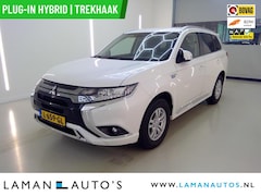 Mitsubishi Outlander - 2.4 PHEV AWD Pure | CarPlay Trekhaak ECC 16" LMV Parelmoer | PHEV Voorschoten