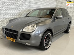Porsche Cayenne - 4.5 Turbo / TEMPERATUUR LOOPT OP (2006)