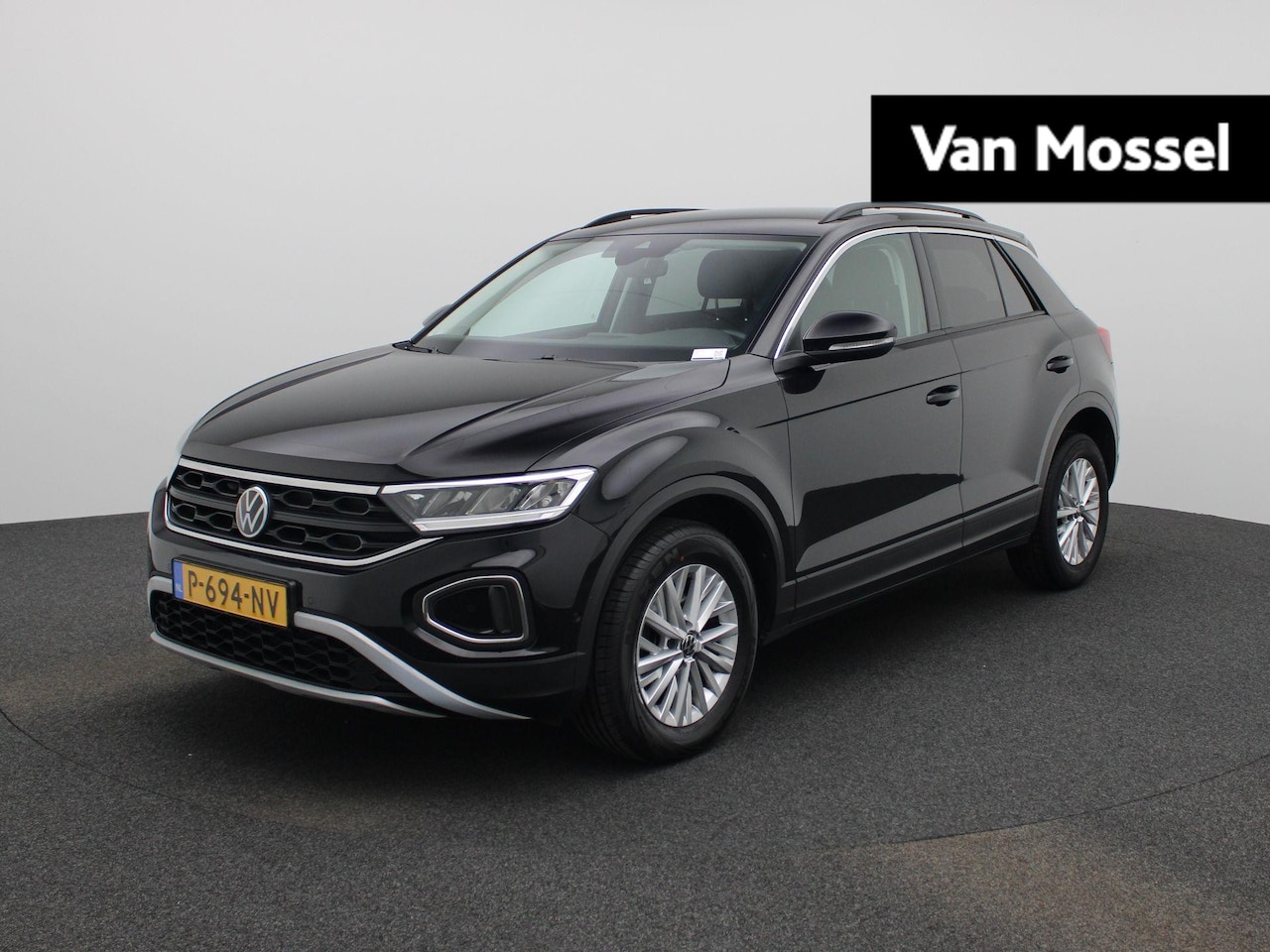 Volkswagen T-Roc - 1.0 TSI Life 110 PK| Origineel Nederlands | Apple Carplay | Android Auto | Airco | Parkeer - AutoWereld.nl