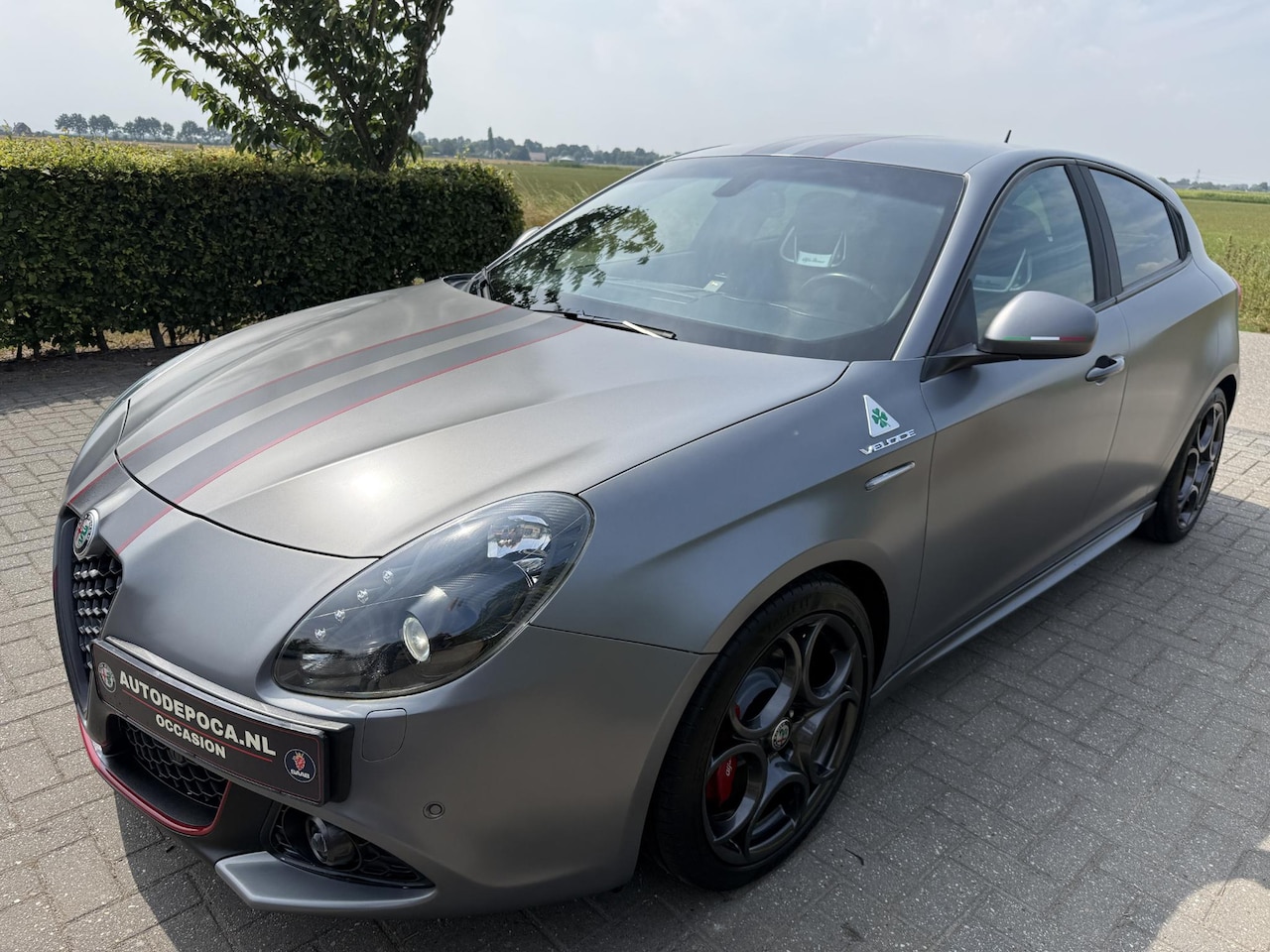 Alfa Romeo Giulietta - 1.750 Turbo Veloce 100% NIEUWSTAAT - Grigio Magnesio supermat !! - AutoWereld.nl