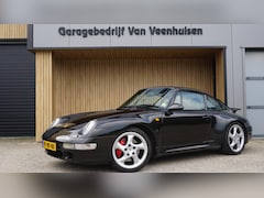 Porsche 911 - 993 3.6 286pk Carrera 4 Coupé S Airco *NL auto* Leder 18 inch LM *Full historie* 2de eign