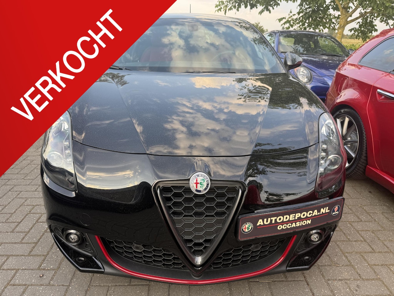 Alfa Romeo Giulietta - 1.750 Turbo Veloce 48.988 KM - Eerste eigenaar - bordeauxrood leer!! - AutoWereld.nl