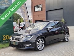 SEAT Leon - 1.8 TSI FR Automaat |Pano|Led|Leder|
