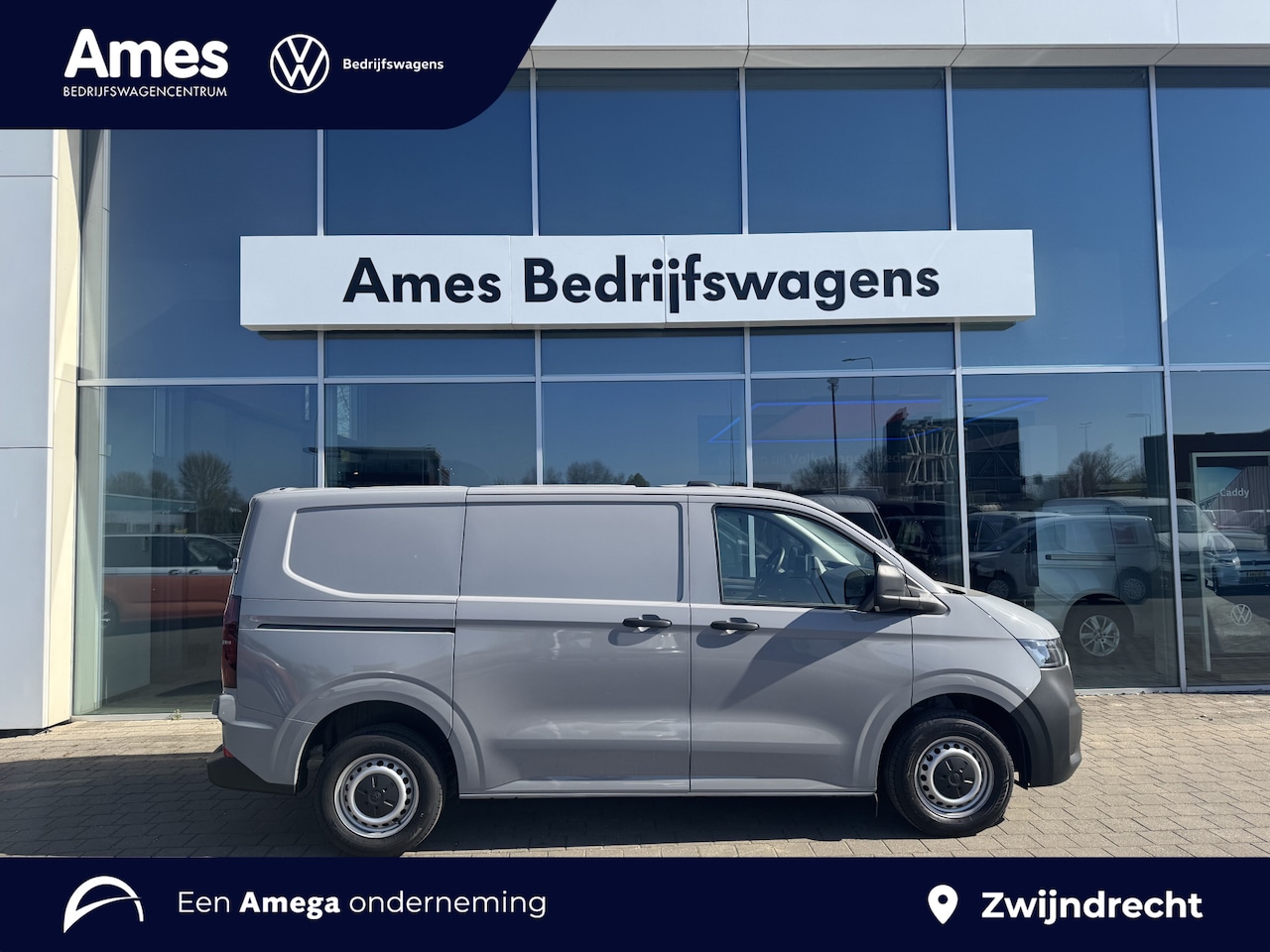 Volkswagen Transporter - 2.0 TDI L1 150PK hand | Betimmering | Achteruitrijcamera | Bijrijdersbank - AutoWereld.nl