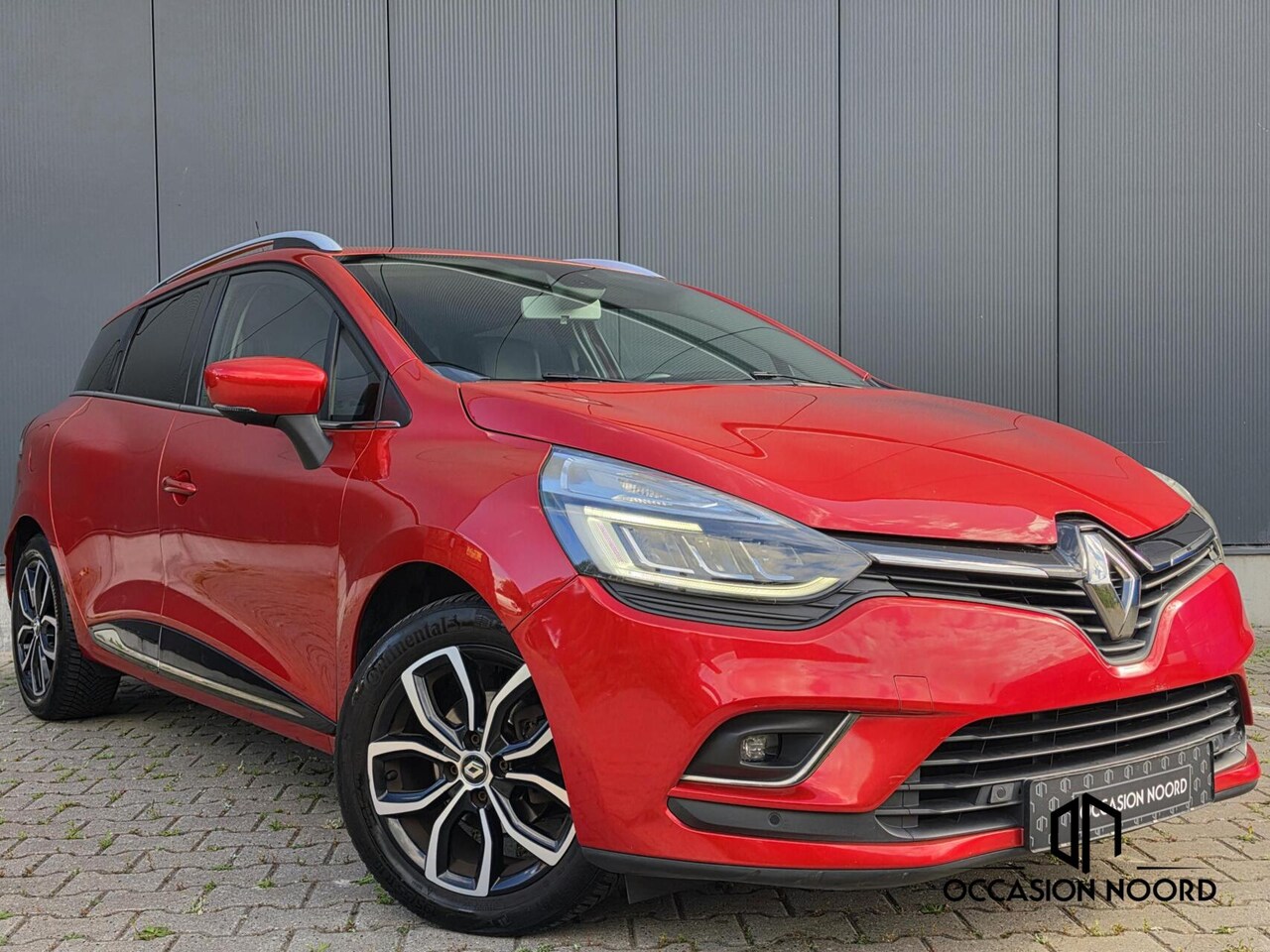 Renault Clio Estate - 0.9 TCe Intens|R-Link|Bose|Keyless|Led| - AutoWereld.nl