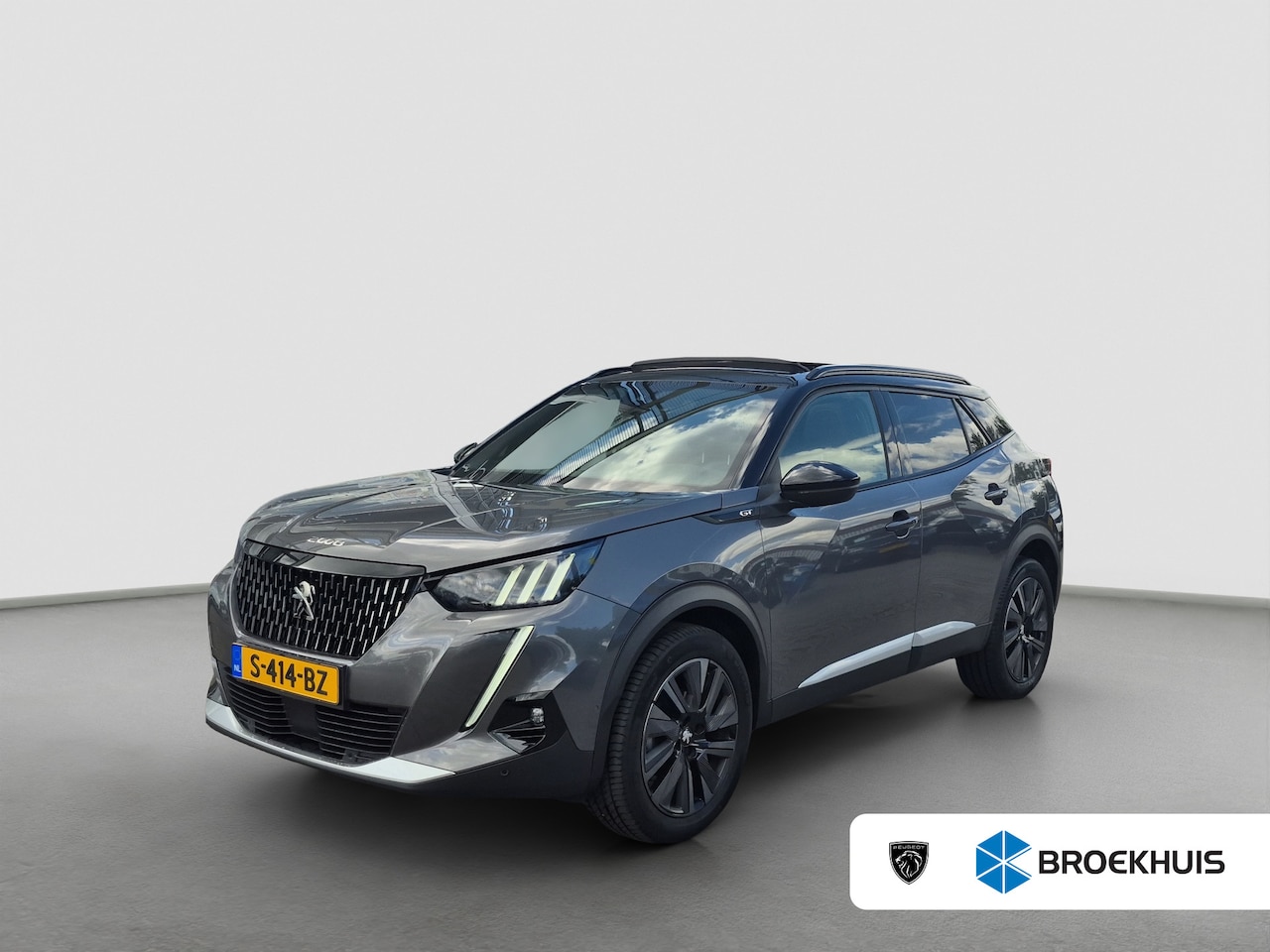 Peugeot 2008 - 1.2 PureTech GT Pack Panoramadak | Stoelverwarming | Alcantara | Full LED | Camera | Parke - AutoWereld.nl