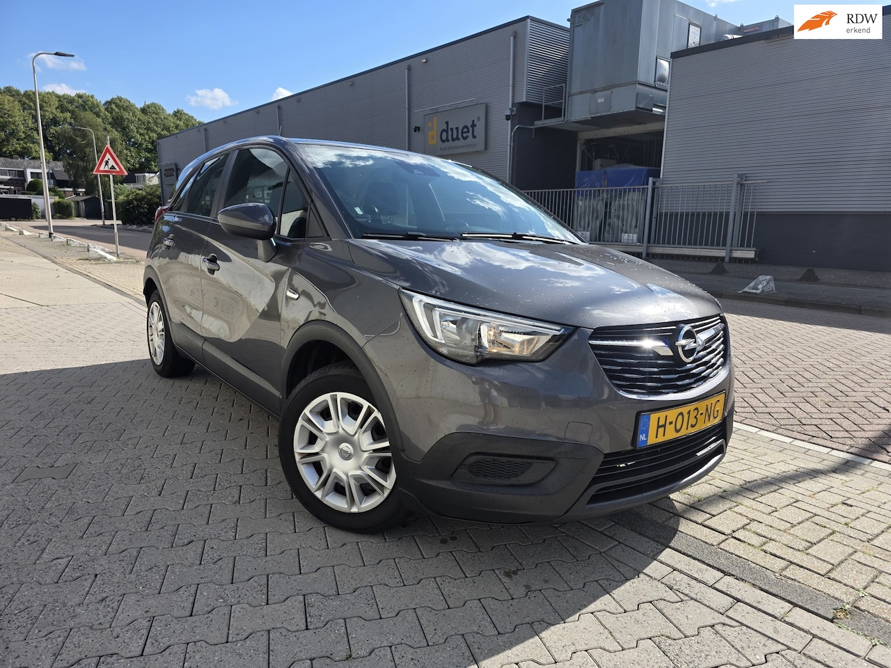 Opel Crossland X - 1.2 Edition Airco Trekhaak 5DR Navi - AutoWereld.nl