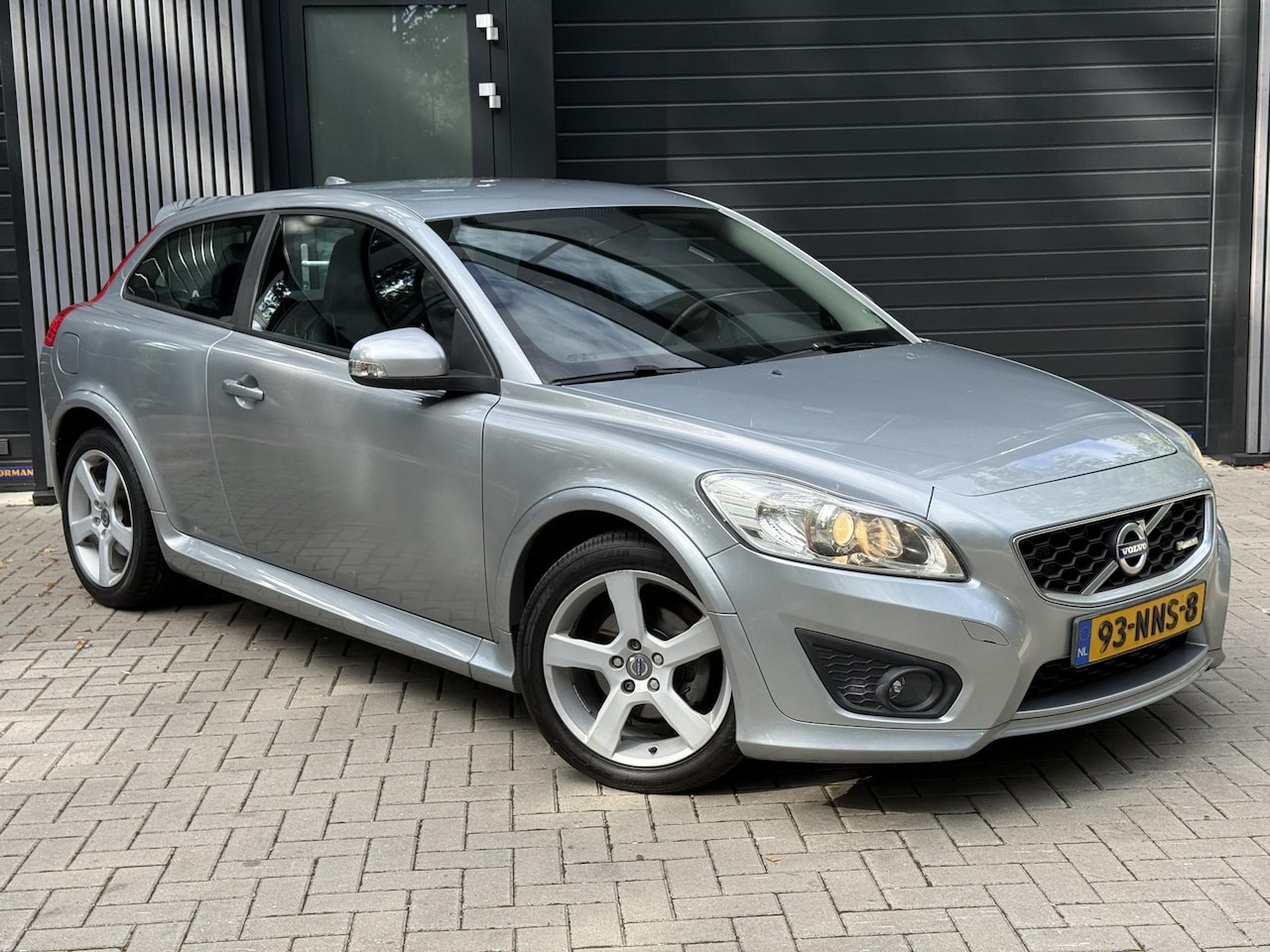 Volvo C30 - 1.6 R-Edition 1.6 R-Edition - AutoWereld.nl