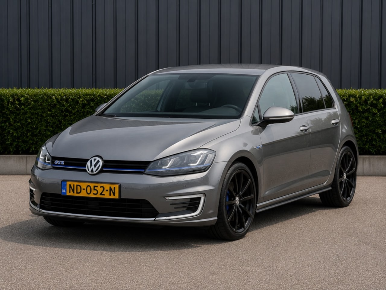 Volkswagen Golf - 1.4 TSI GTE Con. Ser| DSG| 2016| CLIMA| ADVERT LEZEN!!! - AutoWereld.nl