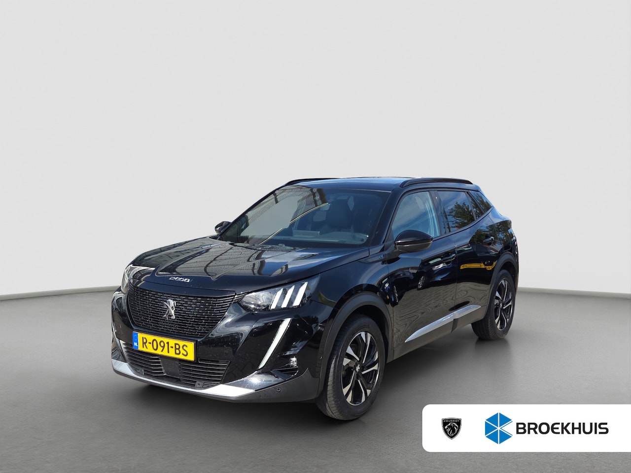 Peugeot e-2008 - EV GT 50 kWh SOH 91,38% | Panoramadak | Camera | LED | Parkeersensoren | Full map navigati - AutoWereld.nl