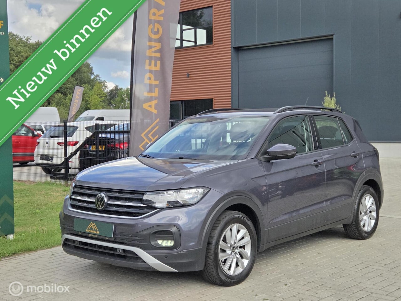 Volkswagen T-Cross - 1.0 TSI Life Virtual|Camera|Carplay - AutoWereld.nl
