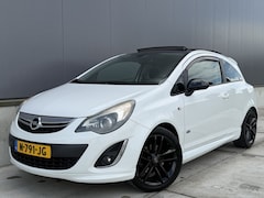 Opel Corsa - 1.4 Turbo 120PK / OPC Edit. / Pano / Trekhaak / Stuurverwaming / 2013 /