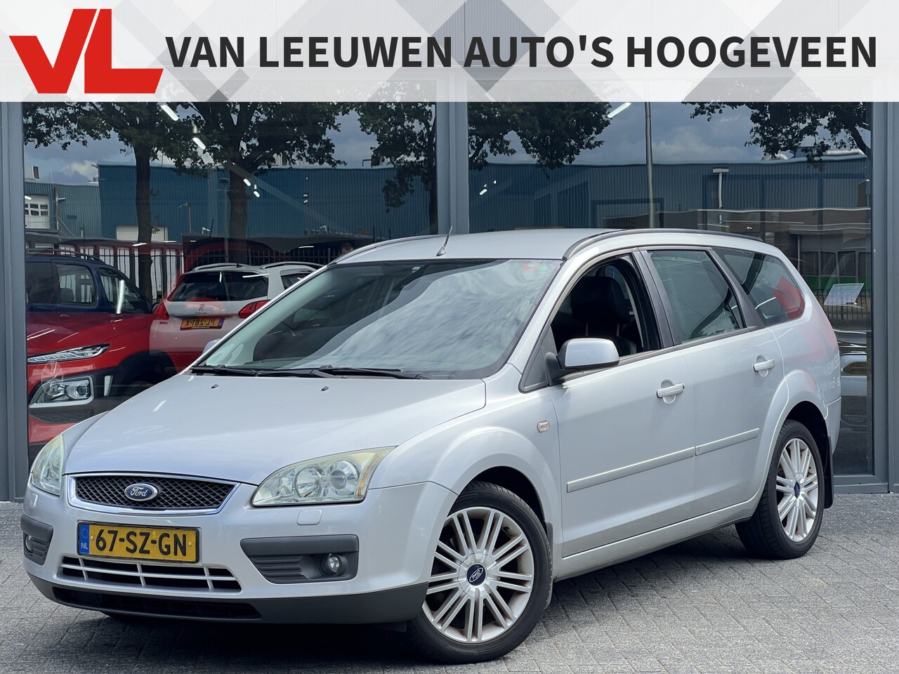 Ford Focus Wagon - 1.6-16V Titanium | Clima | Trekhaak | Rijklaar - AutoWereld.nl