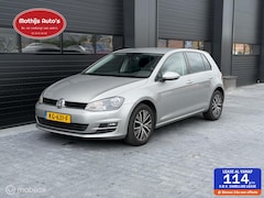 Volkswagen Golf - 1.6 TDI Highline
