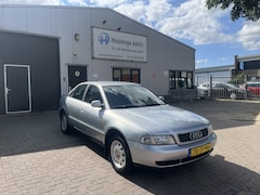 Audi A4 Limousine - 1.6 Advance| Sedan|