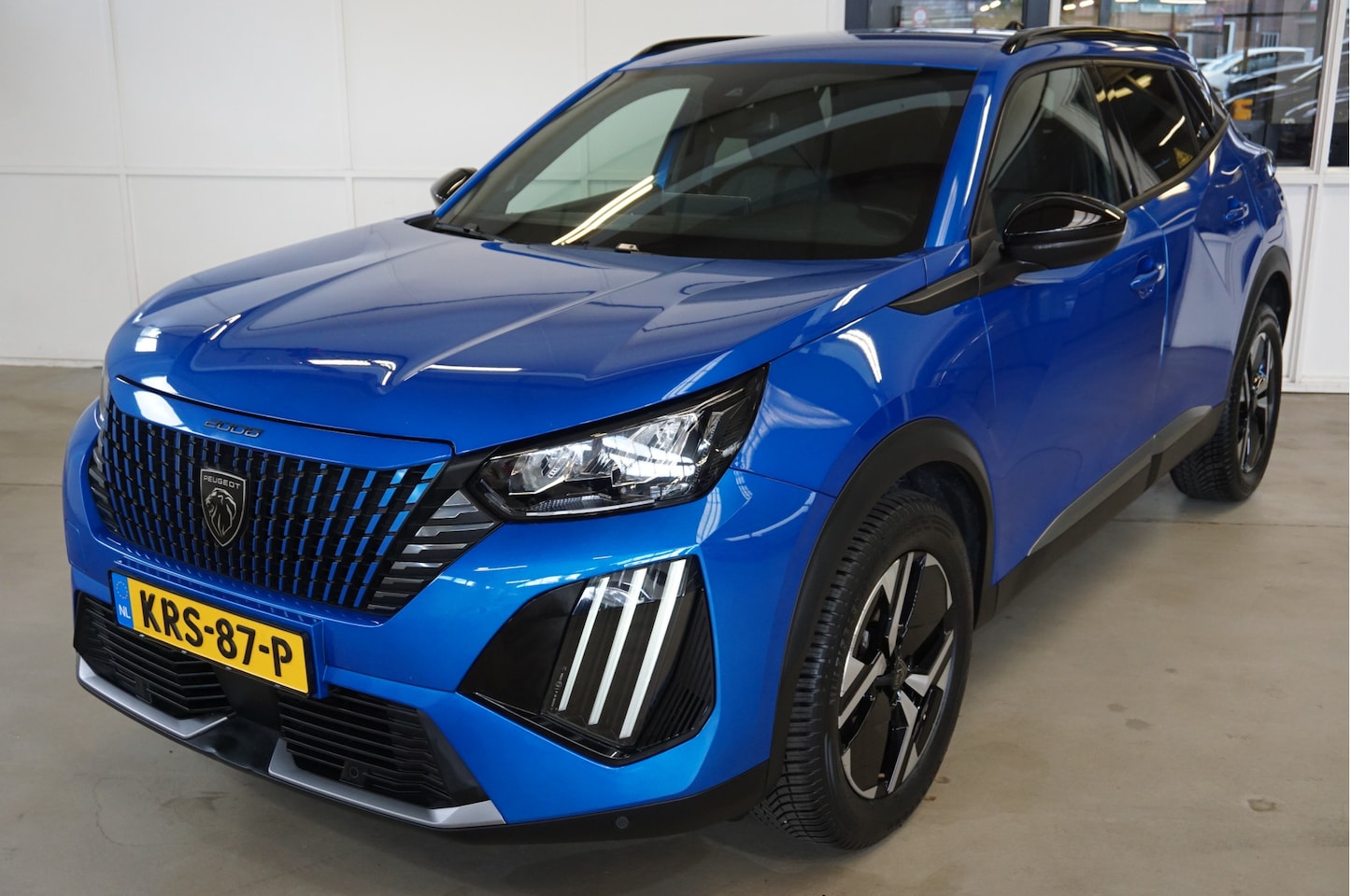 Peugeot 2008 - 1.2 PureTech 100 Allure Camera - AutoWereld.nl