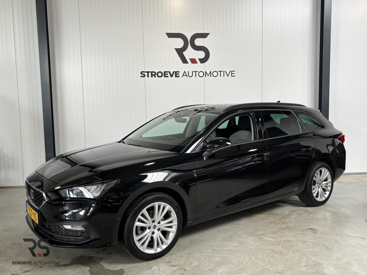 SEAT Leon ST - DSG Style Buss Intense | Navi | Virtual | ACC | Camera | PDC | LED | Keyless | CarPlay | O - AutoWereld.nl