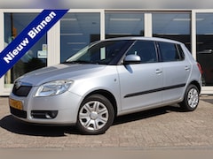 Skoda Fabia - 1.4-16V Ambiente, Climate, Cruise, PDC A, Prijs Is Rijklaar Inclusief Nieuwe APK