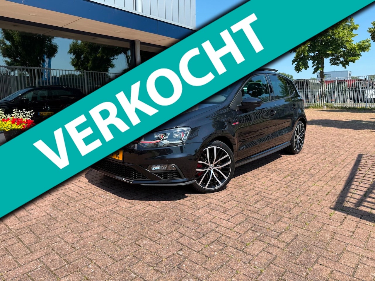 Volkswagen Polo - 1.8 TSI GTI | DSG | Pano | LED | Navi - AutoWereld.nl