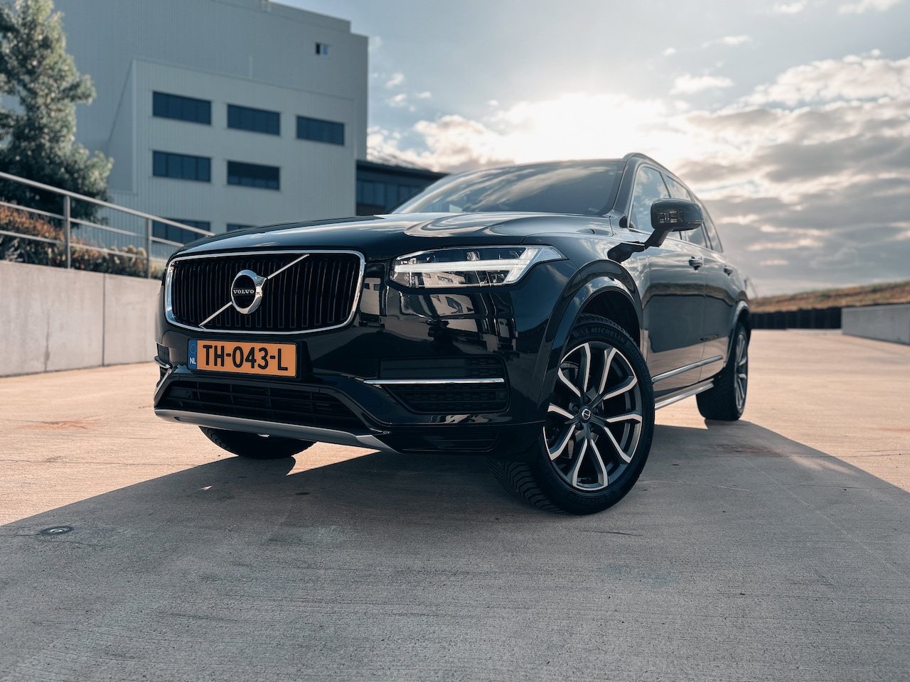 Volvo XC90 - 2.0 D4 90th Anniversary Edition XC90 2.0 D4 90th Anniversary Edition | 7-persoons | Stoelverwarming | LED | Leder | Apple - AutoWereld.nl
