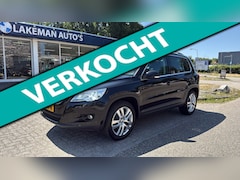 Volkswagen Tiguan - 2.0 TSI Design 4Motion Navi Pano Leder Sport Automaat Blackline Huurkoop Inruil APK Garant