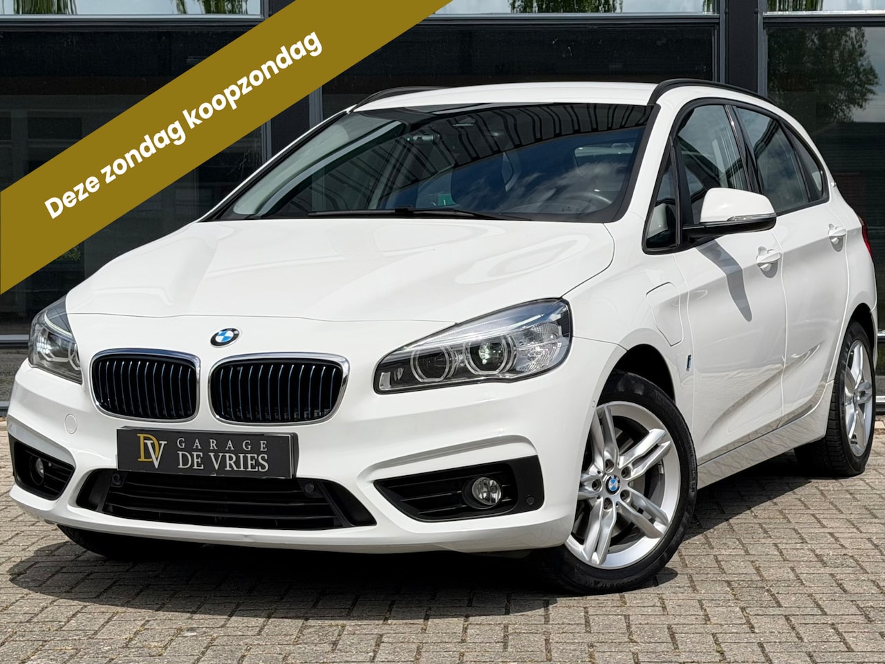 BMW 2-serie Active Tourer - 225xe Plug-in Hybrid 224pk Executive ACC Lane Assist Navi Garantie - AutoWereld.nl
