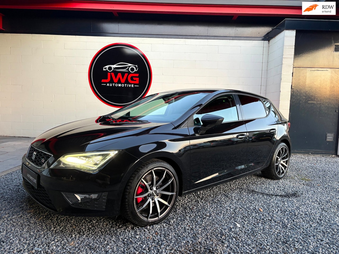 SEAT Leon - 1.4 TSI FR Automaat/Sound/Led/Cruise/Carplay/Camera - AutoWereld.nl