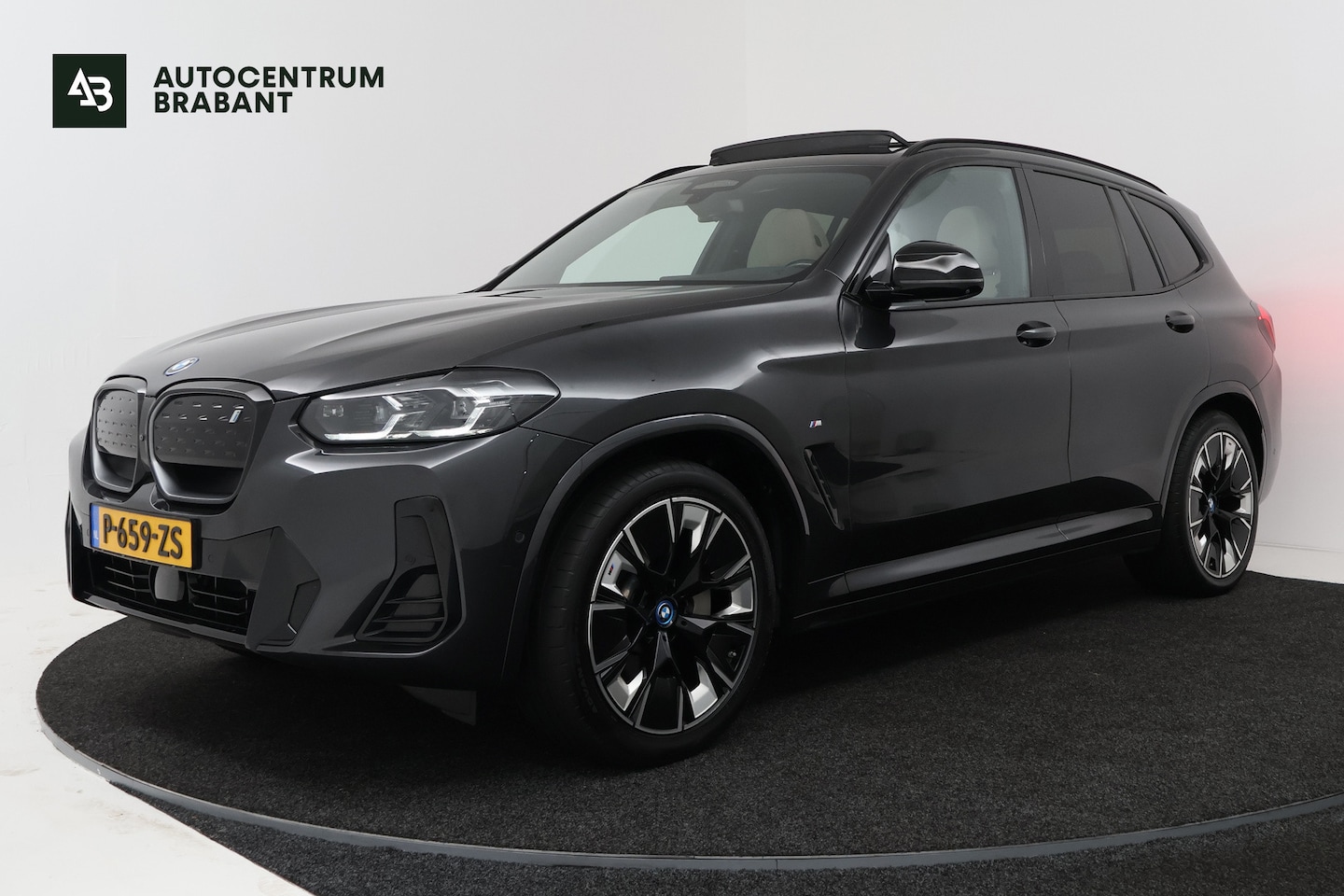 BMW iX3 - High Executive 80 kWh (PANORAMADAK, 360 CAMERA, SFEERVERLICHTING, ADAPTIVE CRUISE, TREKHAA - AutoWereld.nl