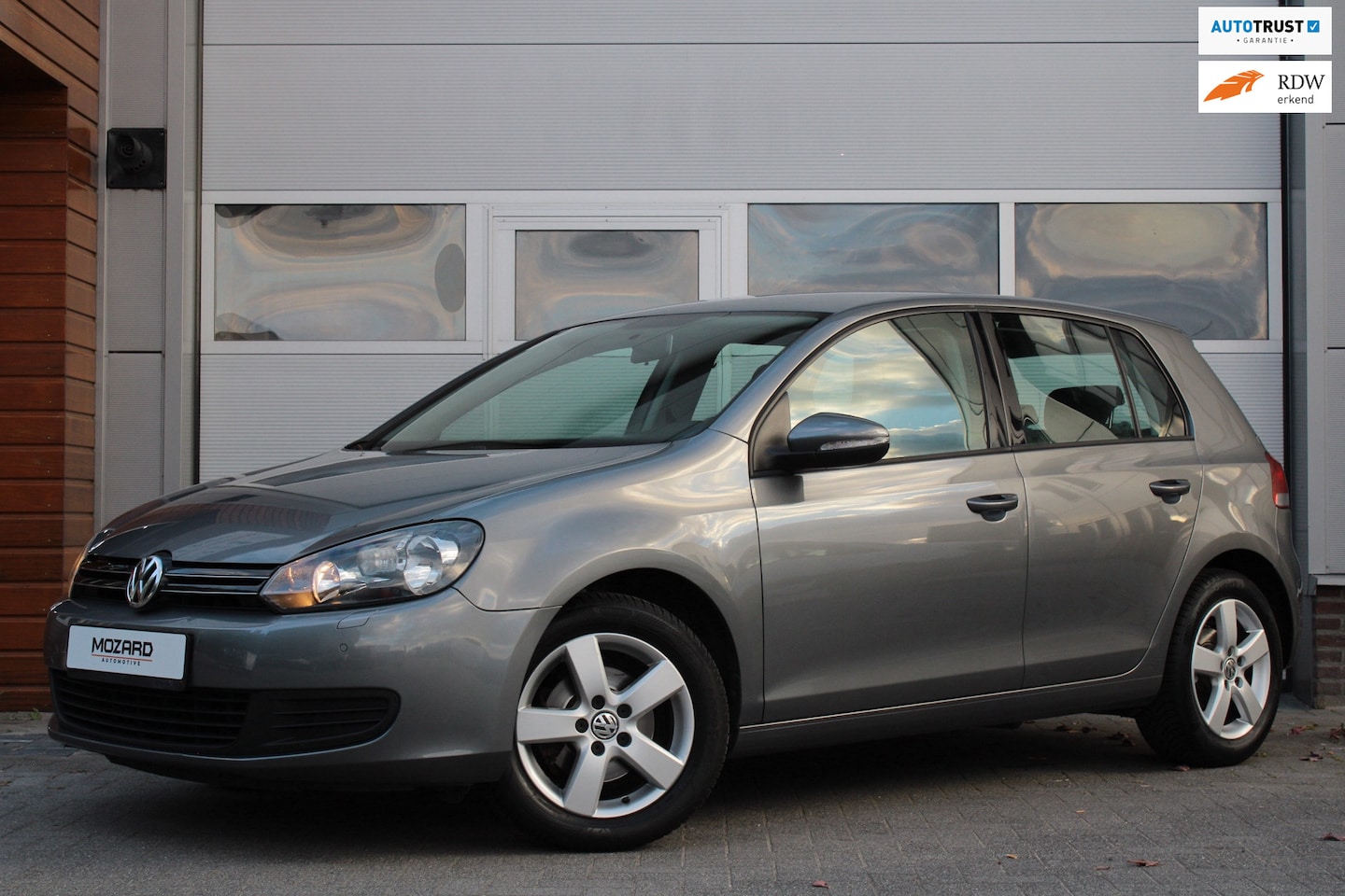 Volkswagen Golf - 1.2 TSI BlueMotion CARPLAY/CRUISE/NW.DSTR!.. - AutoWereld.nl